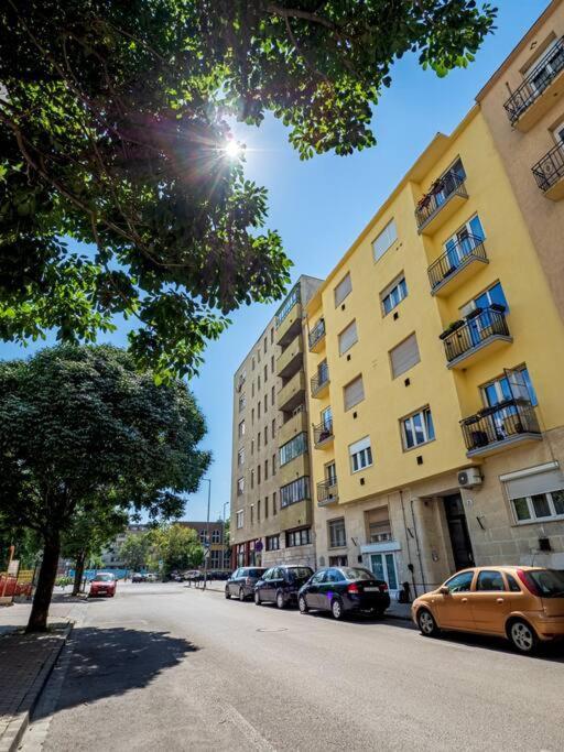 Vidra-Lak With Private Parking Apartman Budapest Kültér fotó